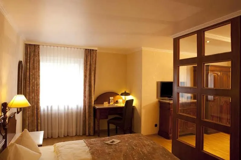Ff&E Hotel Bavaria Fuerth 3*,