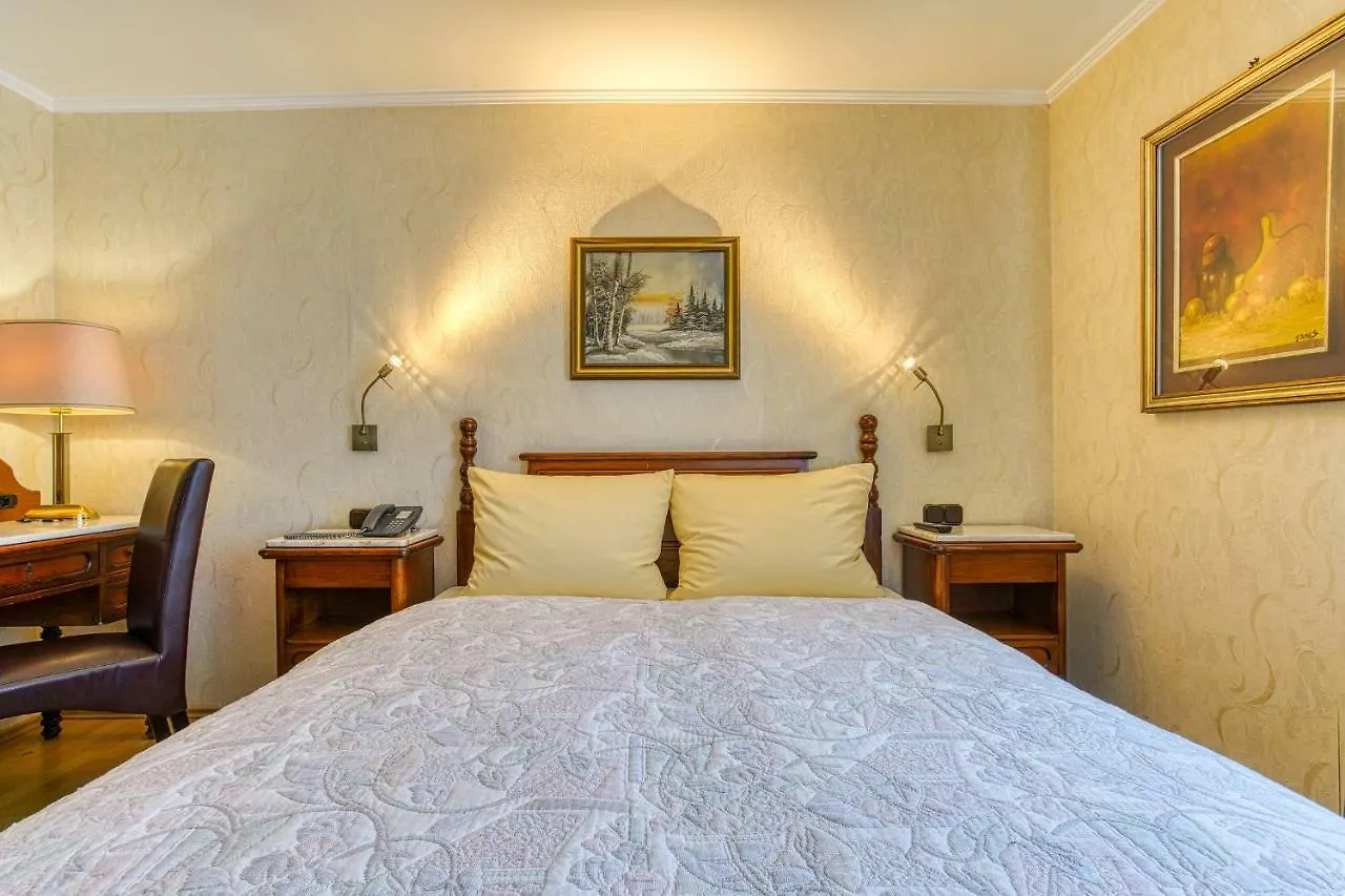 Ff&E Hotel Bavaria Fuerth 3*,